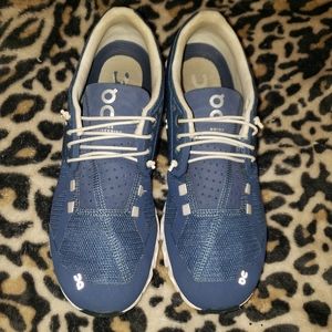 On Running Shoes Women's 9.5